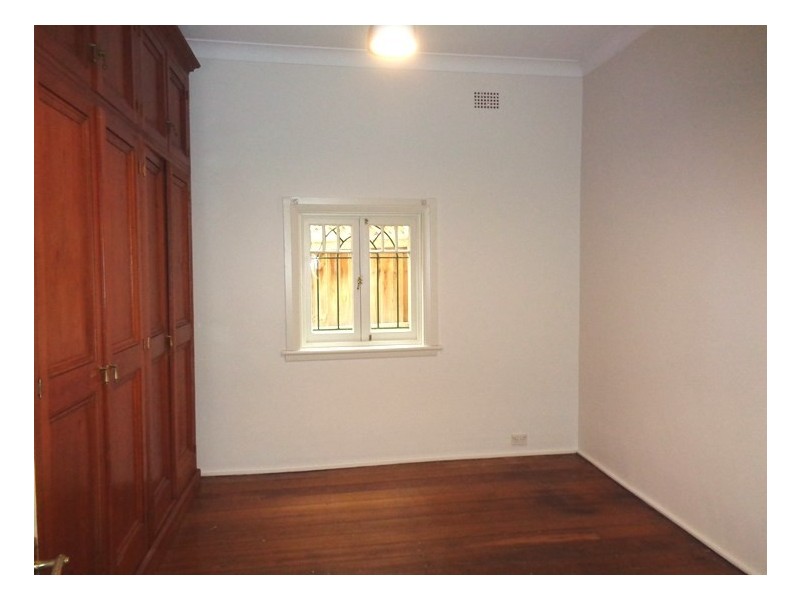 4 Rhodes Avenue, Naremburn NSW 2065