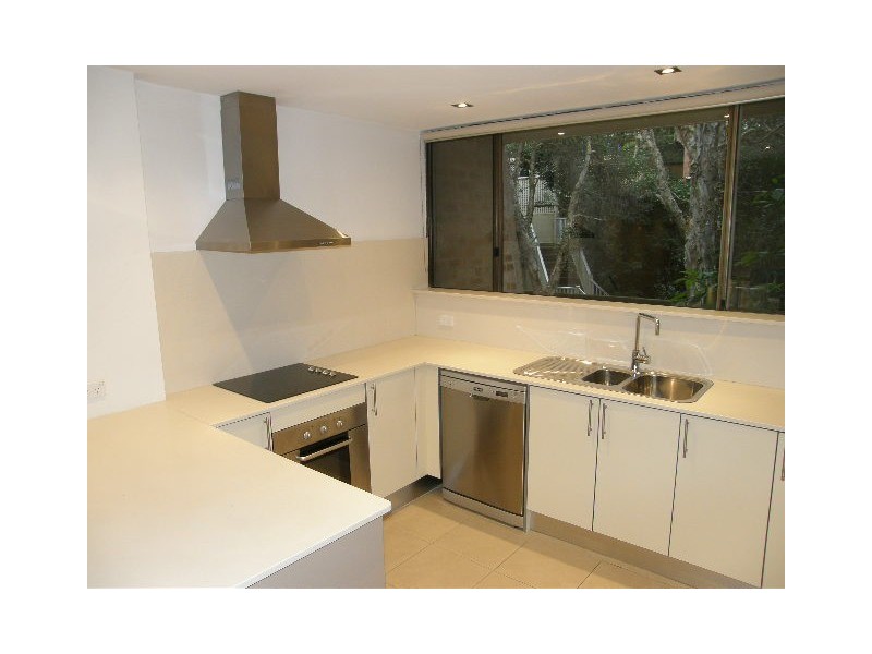 2/14 Kurraba Road, Neutral Bay NSW 2089