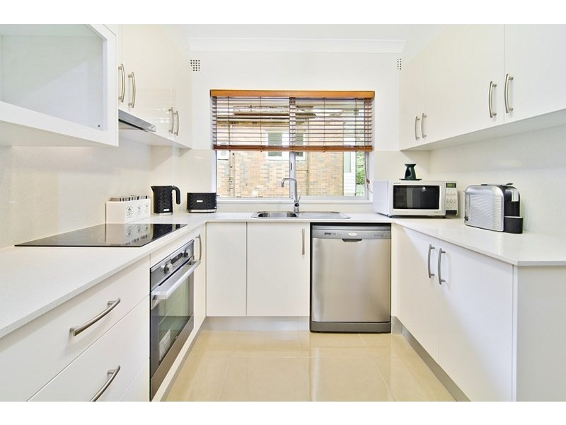 2/4 Benton Avenue, Artarmon NSW 2064