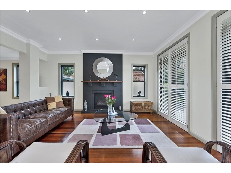 13 Glenview Street, Greenwich NSW 2065