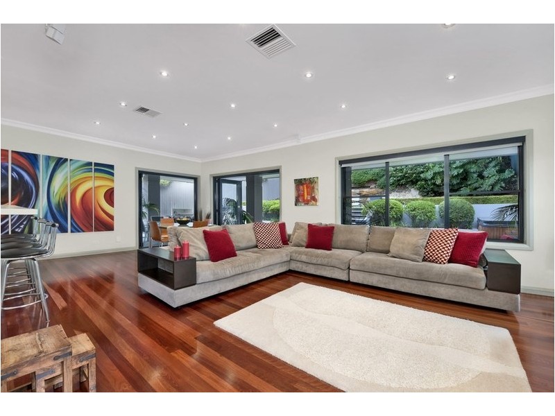 13 Glenview Street, Greenwich NSW 2065