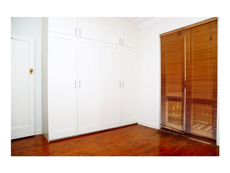 8/8 Mcdougall Street, Kirribilli NSW 2061