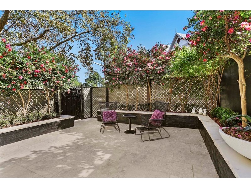 136 Blues Point Road, Mcmahons Point NSW 2060