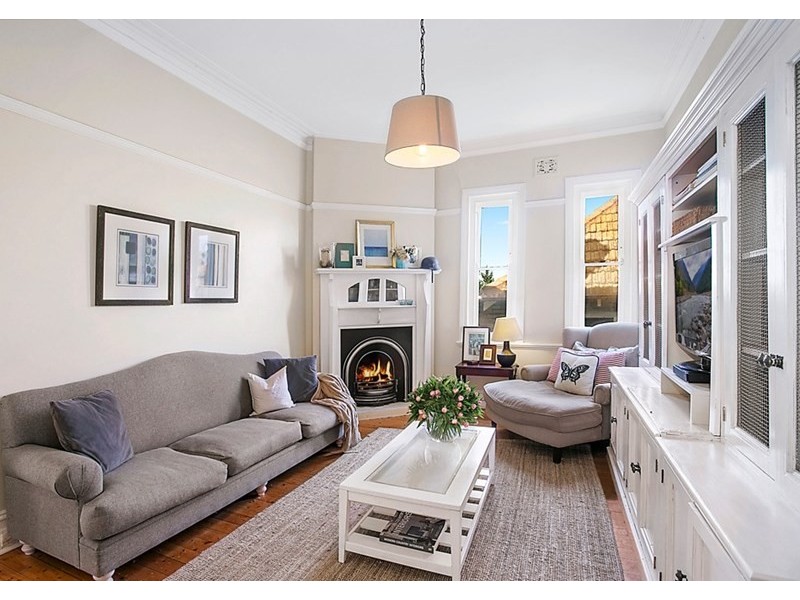 10 Anglo Road, Greenwich NSW 2065