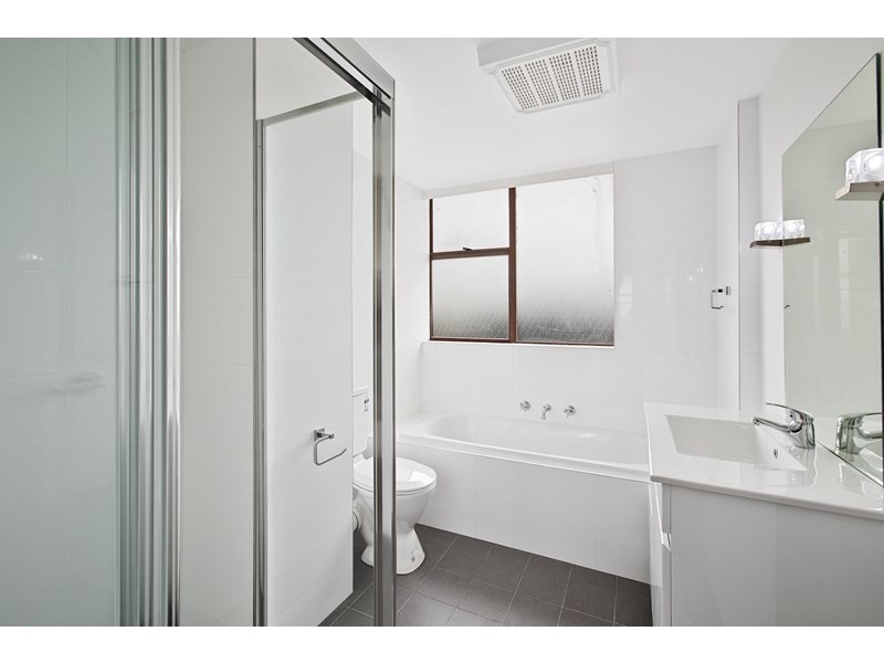 1002/221 Ben Boyd Road, Neutral Bay NSW 2089