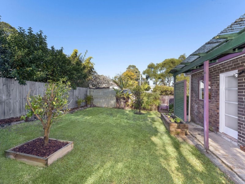 10 Carlotta Street, Greenwich NSW 2065