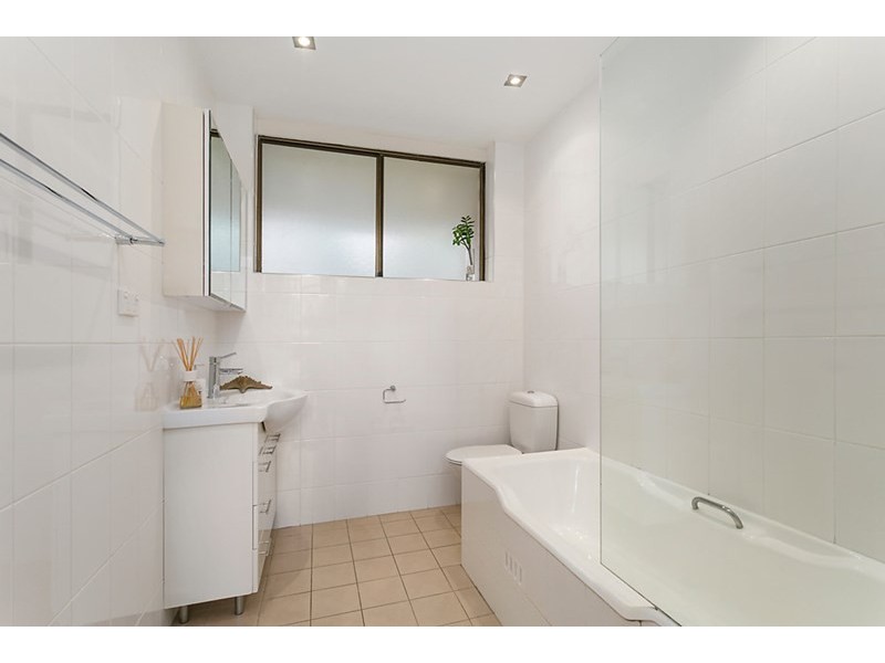 2/14 Kurraba Road, Neutral Bay NSW 2089