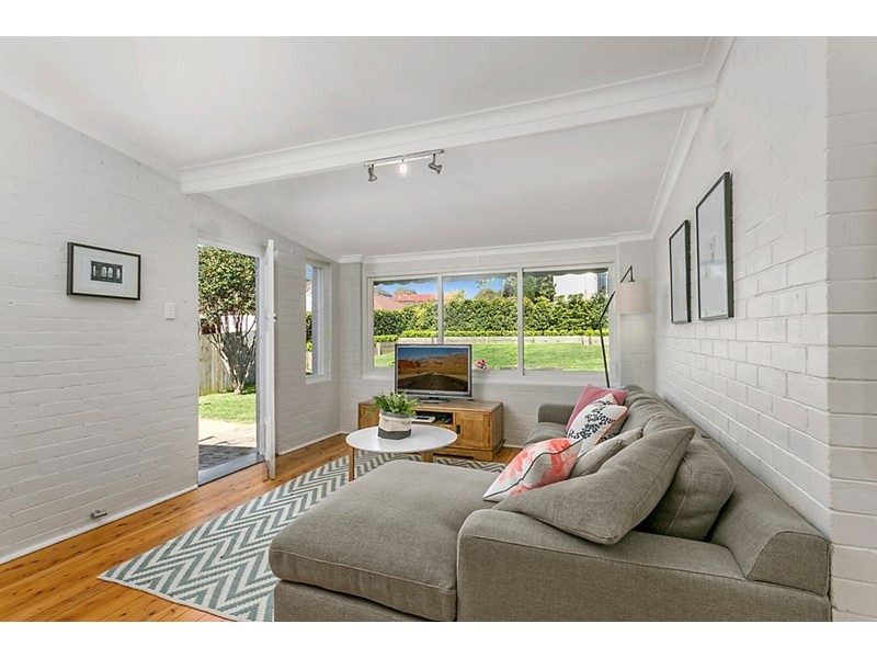 6 Megalong Avenue, Willoughby NSW 2068