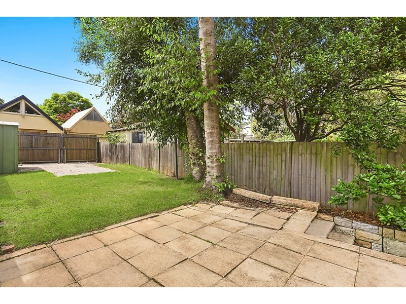 132 Burlington Street, Crows Nest NSW 2065