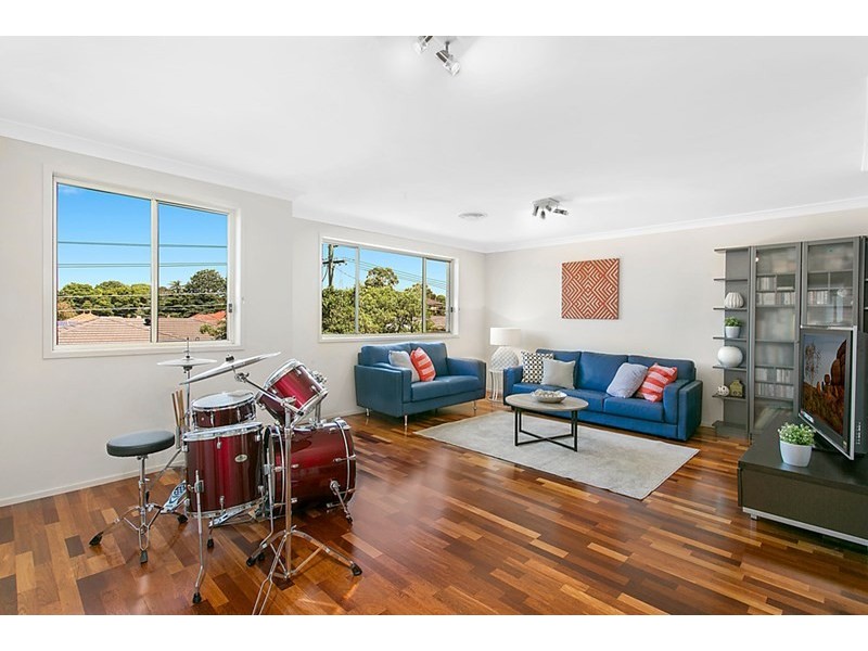 11a Council Street, Willoughby NSW 2068