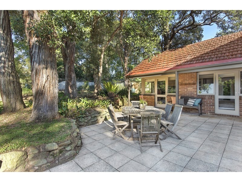 13 Hinkler Street, Greenwich NSW 2065