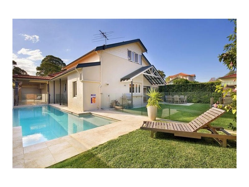 2 Glover Street, Willoughby NSW 2068