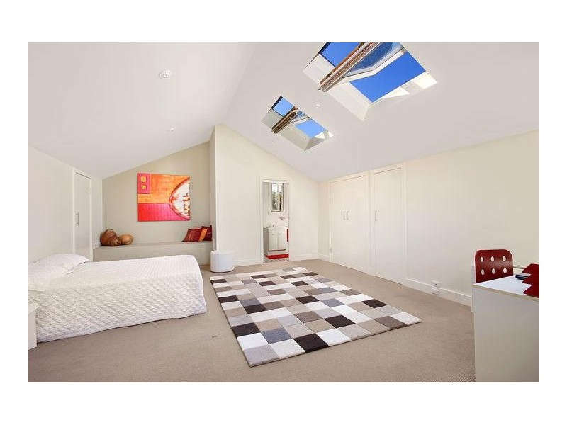 2 Glover Street, Willoughby NSW 2068