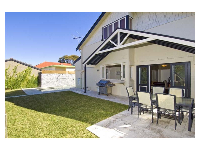 2 Glover Street, Willoughby NSW 2068