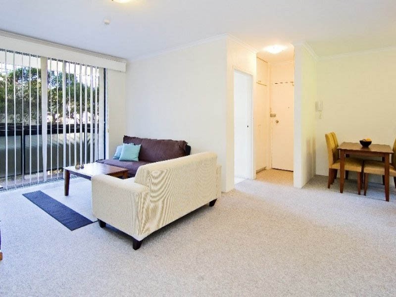 2/4 Lamont Street, Wollstonecraft NSW 2065