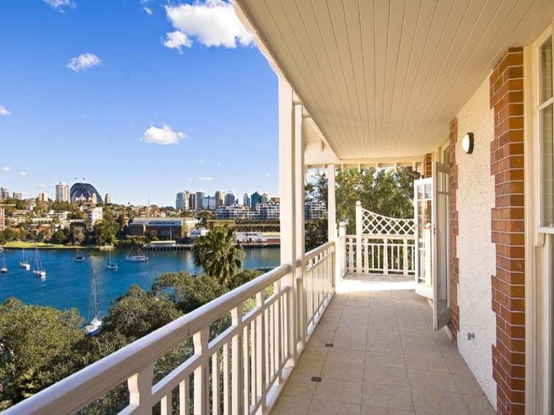 Residence 5, 17 Lower Wycombe Road, Neutral Bay NSW 2089