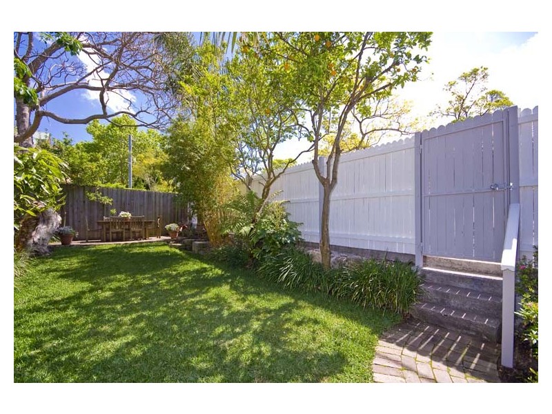 78 Bellevue Street (cnr Raleigh St), Cammeray NSW 2062