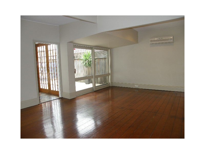 20 Myrtle Street, Crows Nest NSW 2065