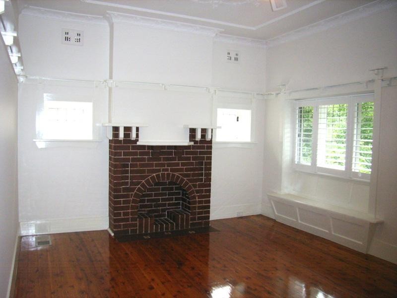 19 Canberra Avenue, St Leonards NSW 2065