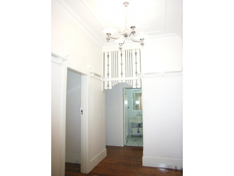 19 Canberra Avenue, St Leonards NSW 2065