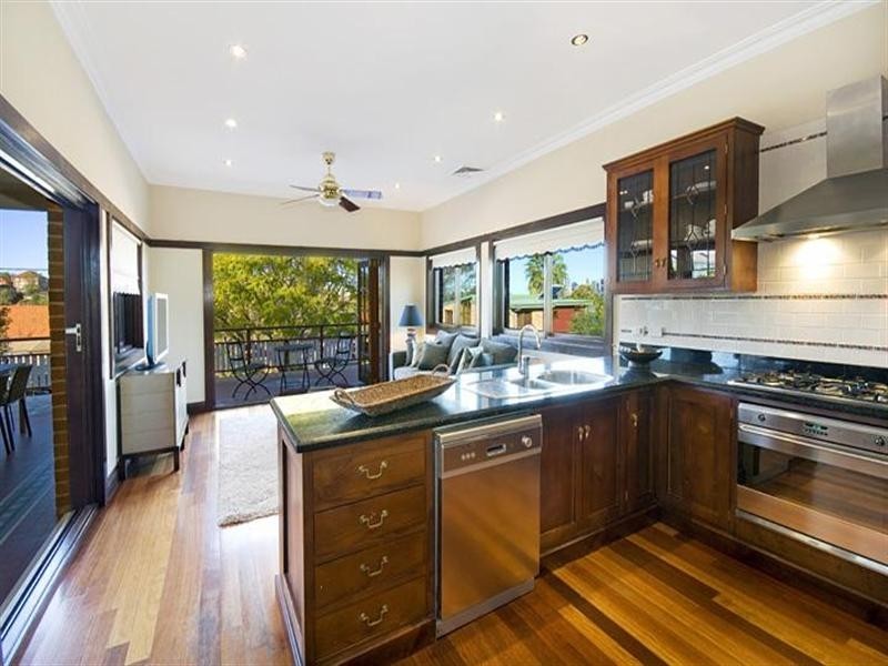 32 Chisholm Street, Greenwich NSW 2065