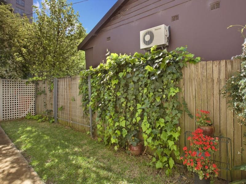 2/10A Yeo Street, Neutral Bay NSW 2089