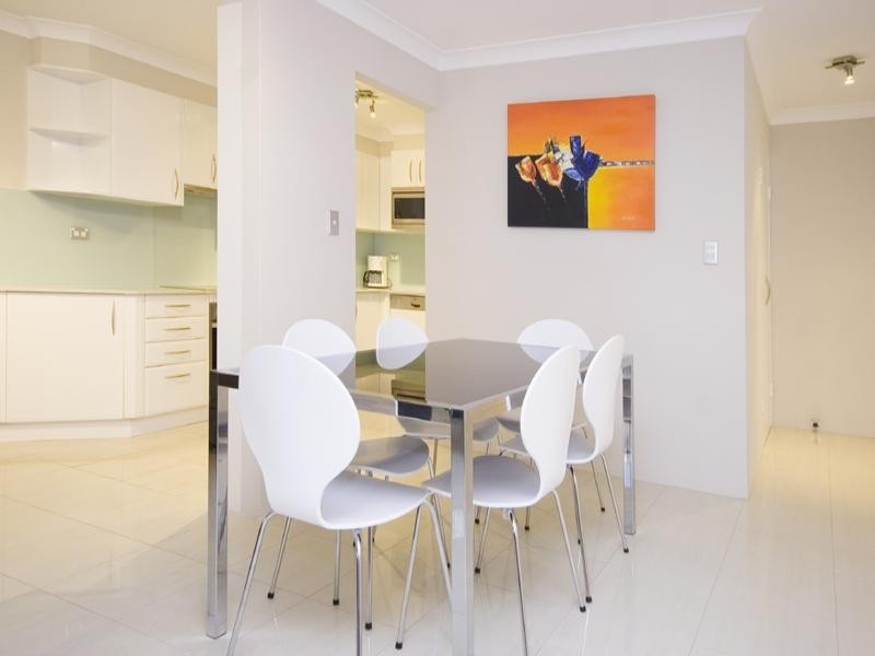 2/98 Alfred Street, Milsons Point NSW 2061