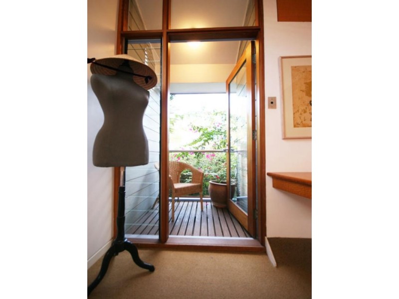 2 Chuter Street, Mcmahons Point NSW 2060