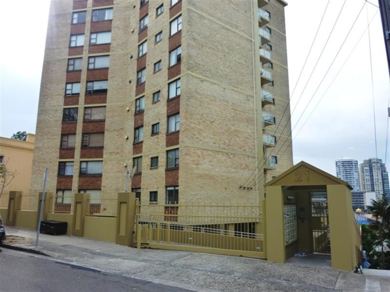 37/21 East Crescent Street, Mcmahons Point NSW 2060