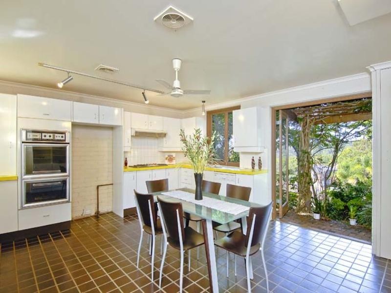 28 Cammaray Road, Castle Cove NSW 2069