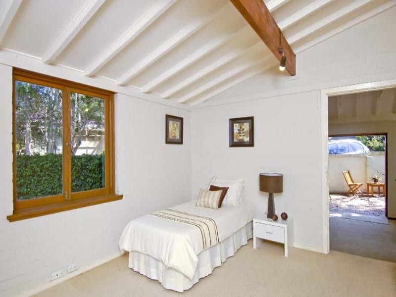 28 Cammaray Road, Castle Cove NSW 2069