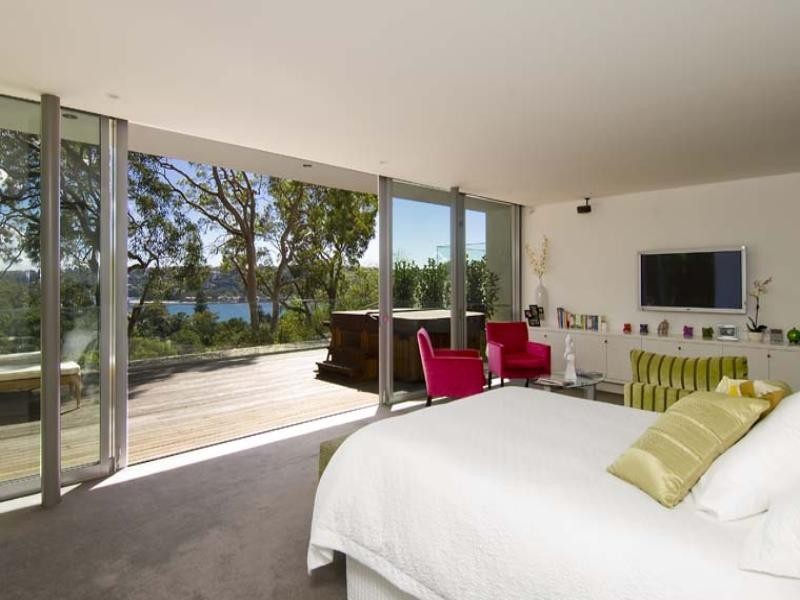 30b Fairfax Road (enter via Hopetoun Ave), Mosman NSW 2088