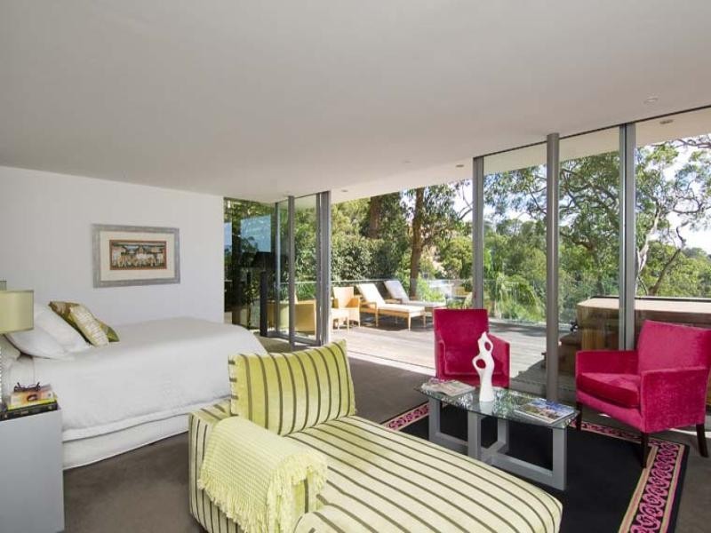 30b Fairfax Road (enter via Hopetoun Ave), Mosman NSW 2088