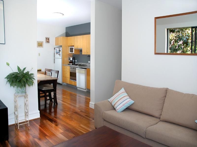 703 / 433 Alfred Street, Neutral Bay NSW 2089