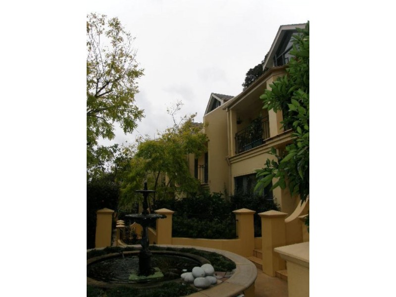 16/22 Mackenzie Street, Mcmahons Point NSW 2060