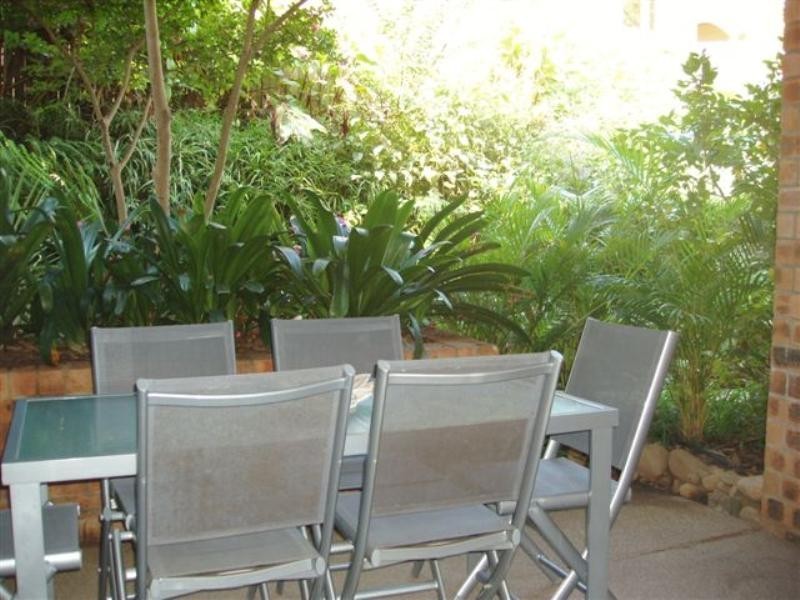 13/2 Spruson Street, Neutral Bay NSW 2089