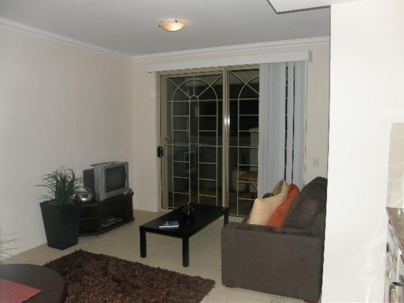 6/13 Ernest Street, Crows Nest NSW 2065