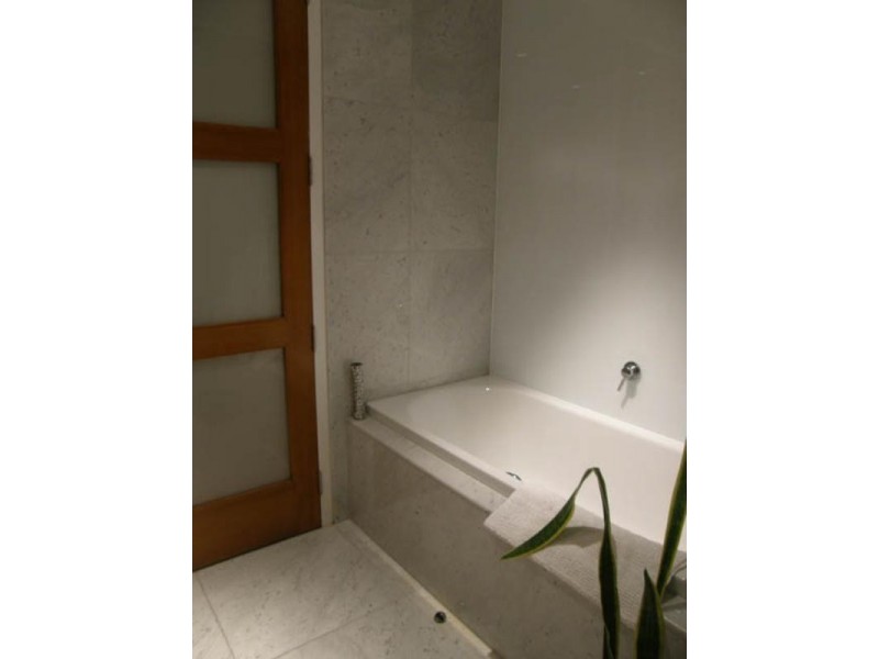 2/17 Lower Wycombe Road, Neutral Bay NSW 2089