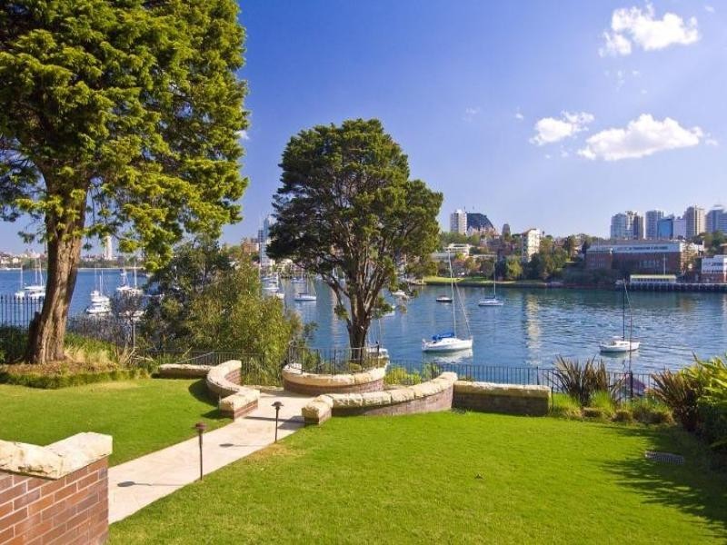 2/17 Lower Wycombe Road, Neutral Bay NSW 2089