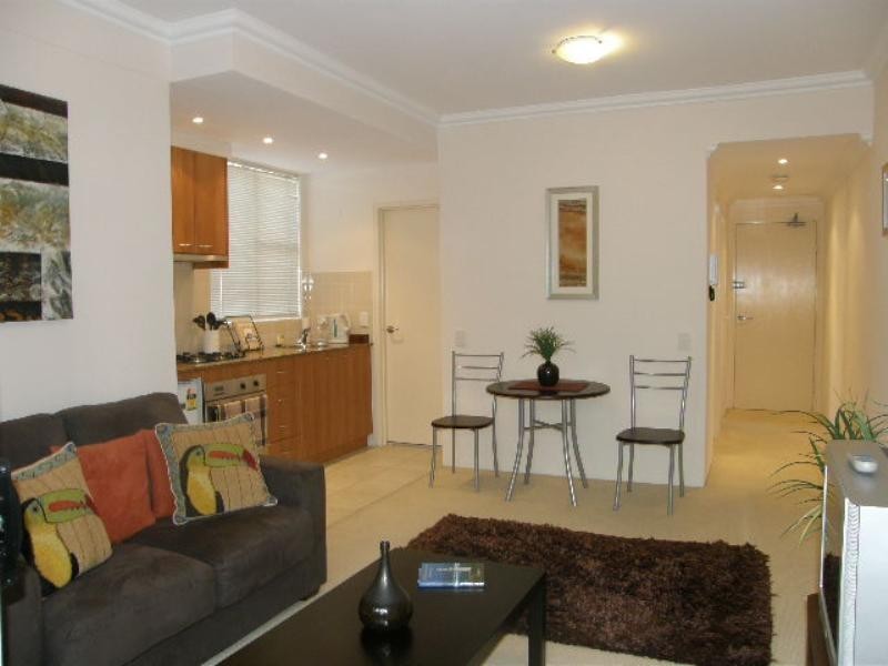 6/13 Ernest Street, Crows Nest NSW 2065