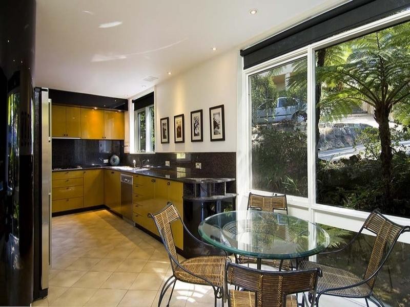 5 The Barricade, Castlecrag NSW 2068