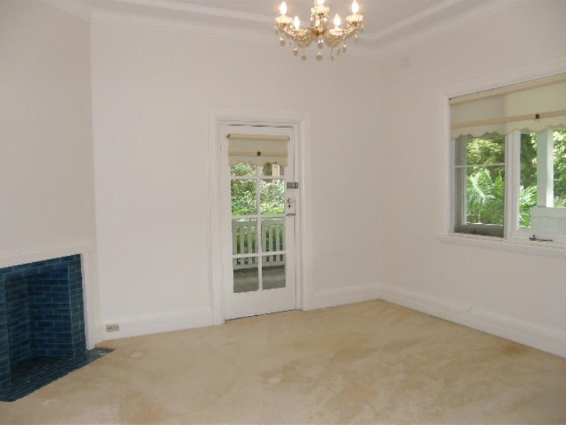 8 Station Street, Pymble NSW 2073