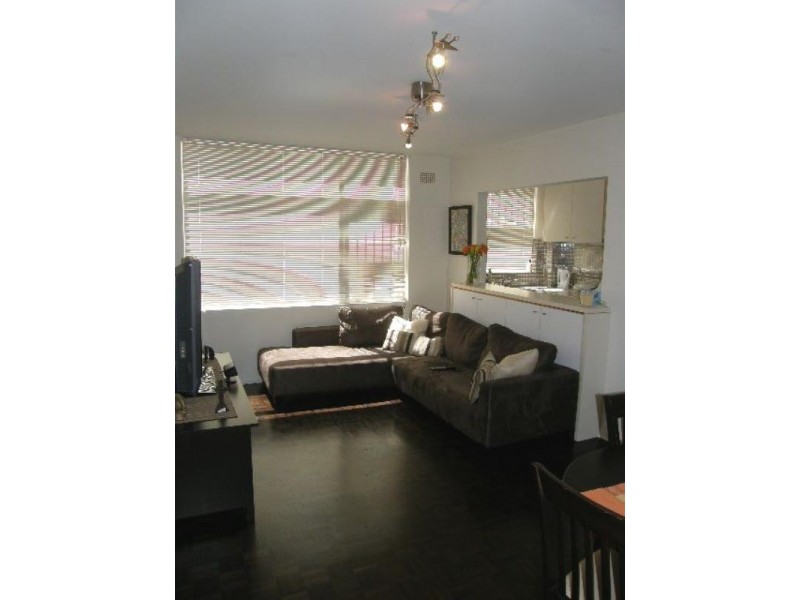 2/824 Military Road, Mosman NSW 2088