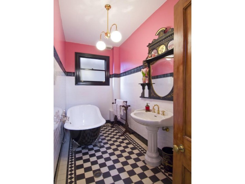 17 Avenue Road, Mosman NSW 2088