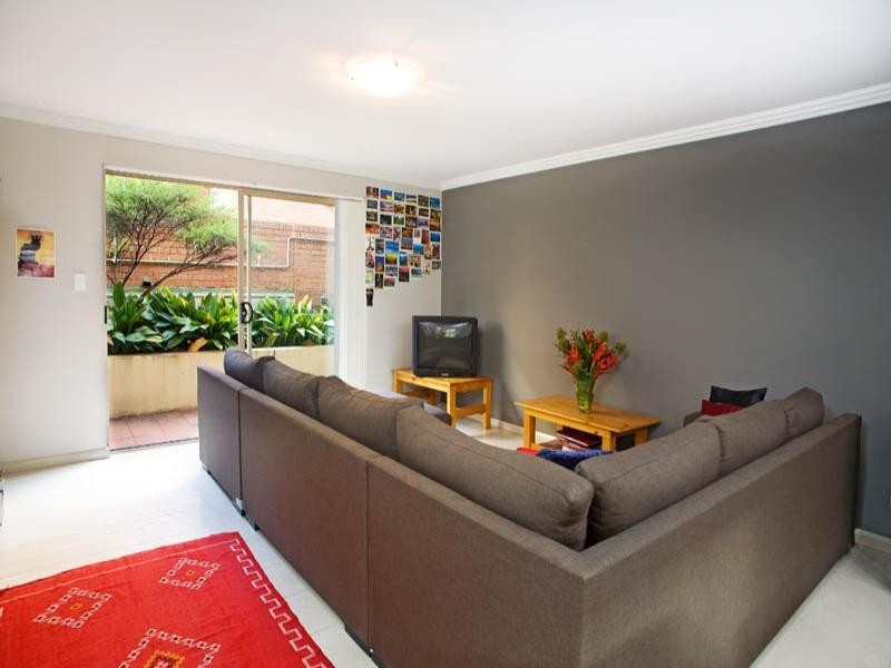 2/13 Rocklands Road, Wollstonecraft NSW 2065
