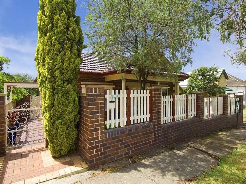 32 Chisholm Street, Greenwich NSW 2065