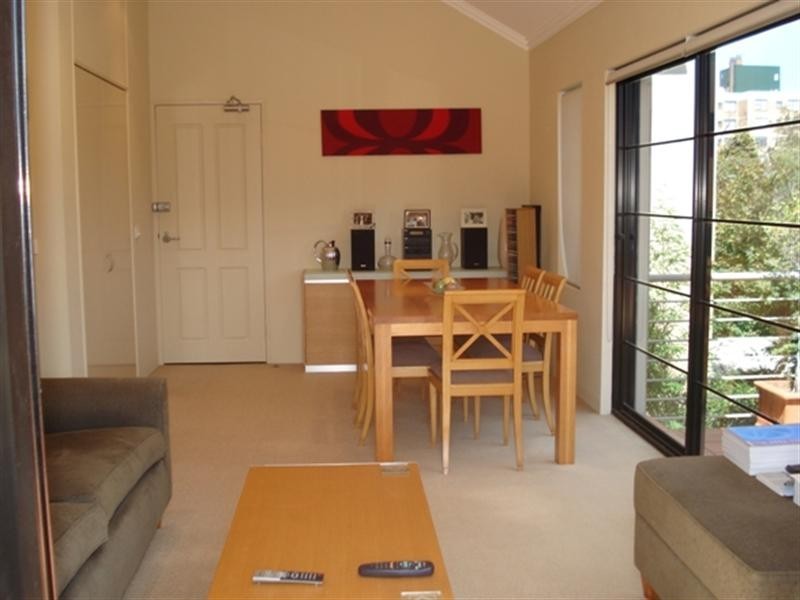 6/5 Nicholson Street, Crows Nest NSW 2065