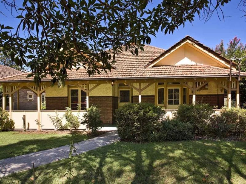 12 Holdsworth Avenue, St Leonards NSW 2065