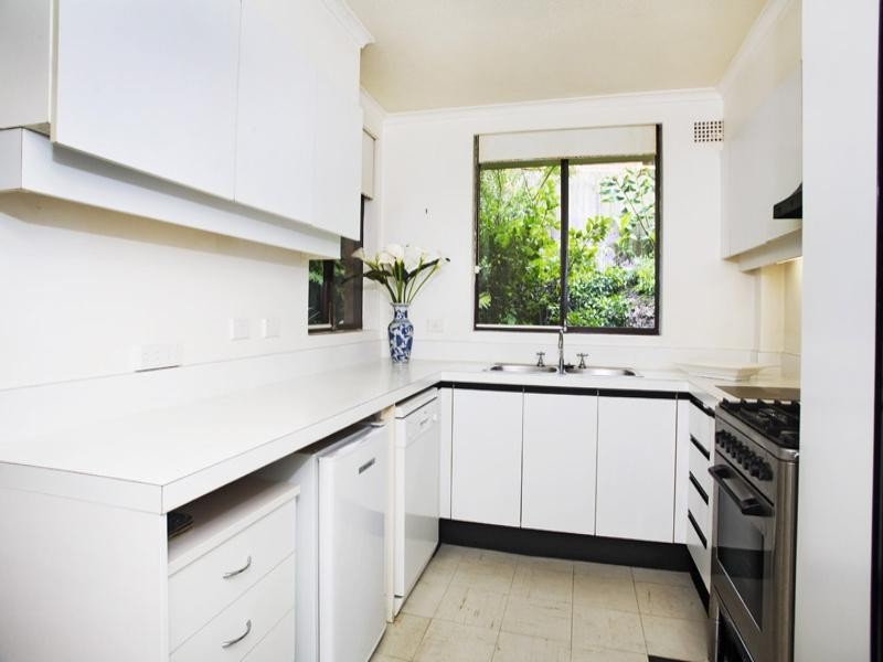 13/2 Spruson Street, Neutral Bay NSW 2089