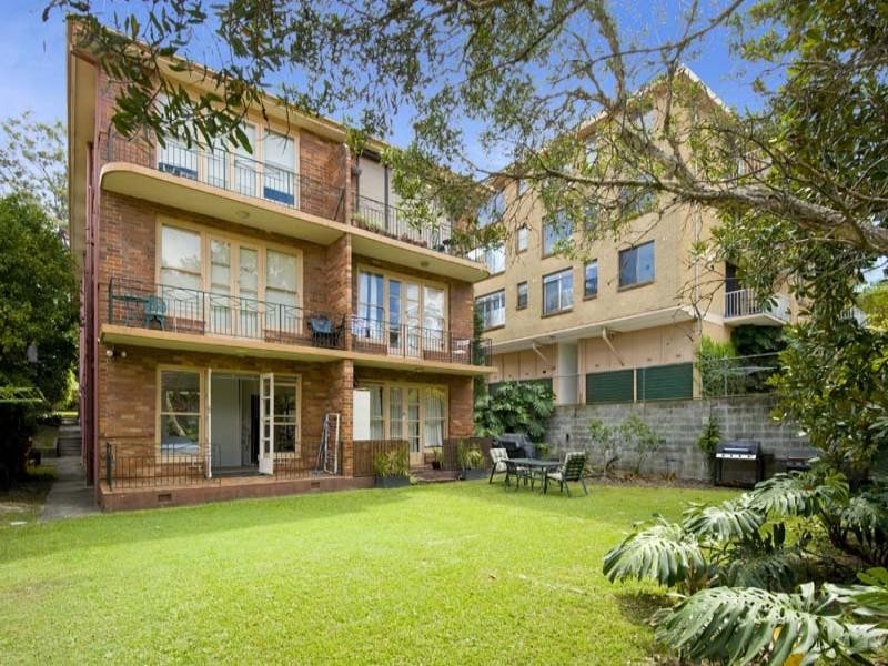 2/9 Ben Boyd Road, Neutral Bay NSW 2089